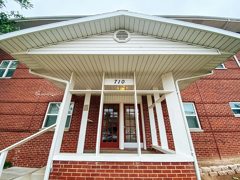 710 Culbertson Dr — Photo 3
