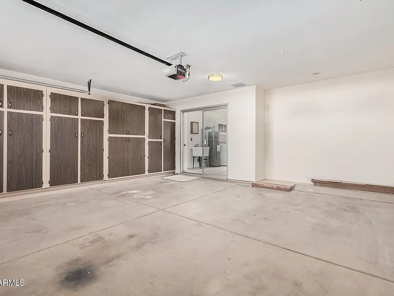 10641 W Boswell Blvd — Photo 10