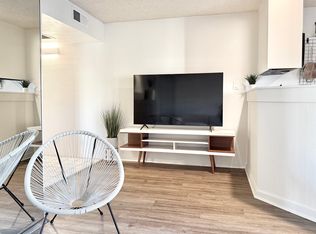 5300 E Waverly Dr, Palm Springs, CA 92264