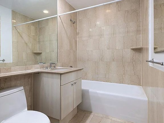 4th image of 401 E 60th St APT 8F