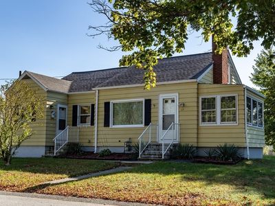 25 Lilac Ave, Somerset, MA, 02726