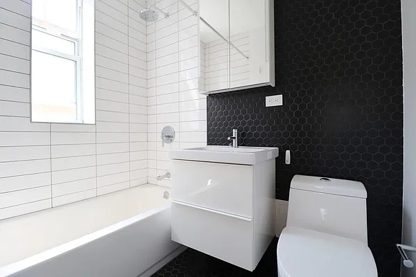 Rented by Uptown Flats LLC | media 13