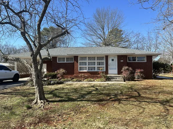 509 E Parkview Dr, Hopkinsville, KY 42240