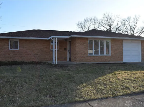 1662 Scenic Dr, Dayton, OH 45414