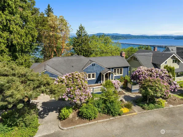 502 32nd Avenue S, Seattle, WA 98144
