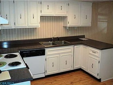 4th image of 400 Mount Vernon Ave APT 6