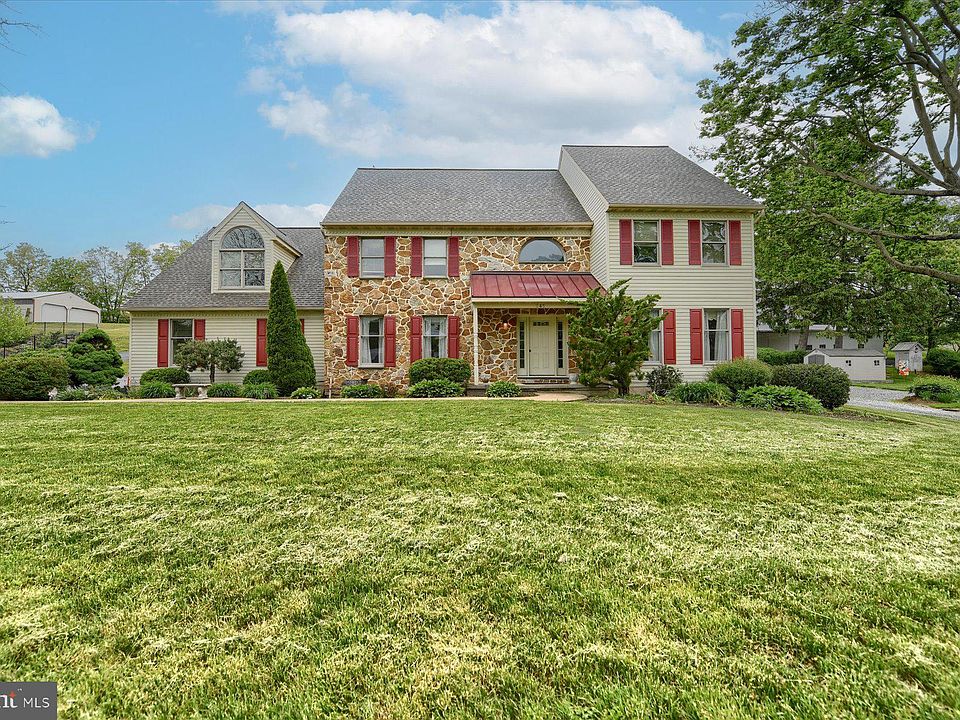 245 E Main St, Brownstown, PA 17508 MLS PALA2050924 Zillow