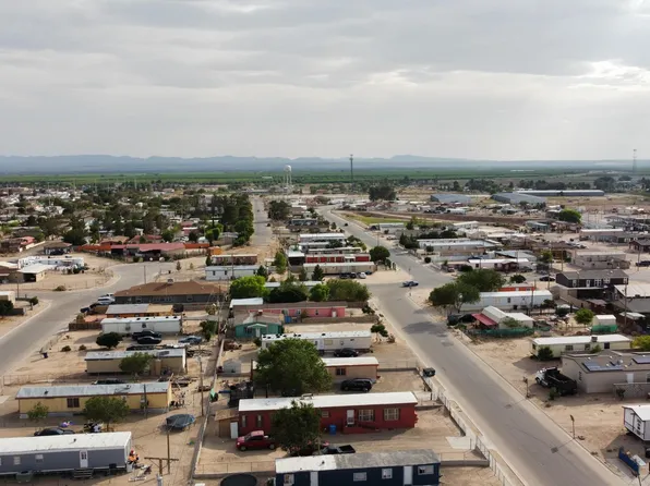 859 Mesa Silver Dr, Fabens, TX 79838