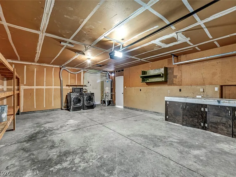 6921 Acoma Ct — Photo 42