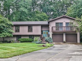 1445 Mockingbird Trl, Stow, OH 44224