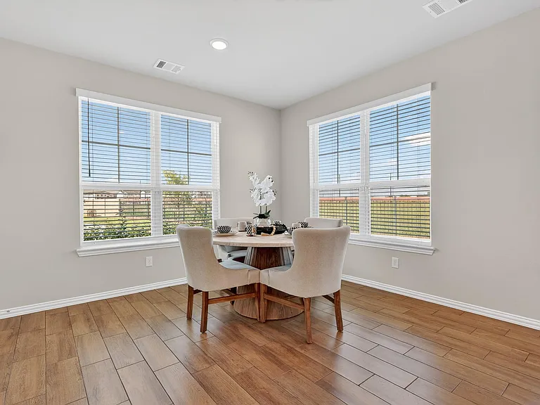2790 Mariposa Creek Dr — Photo 4