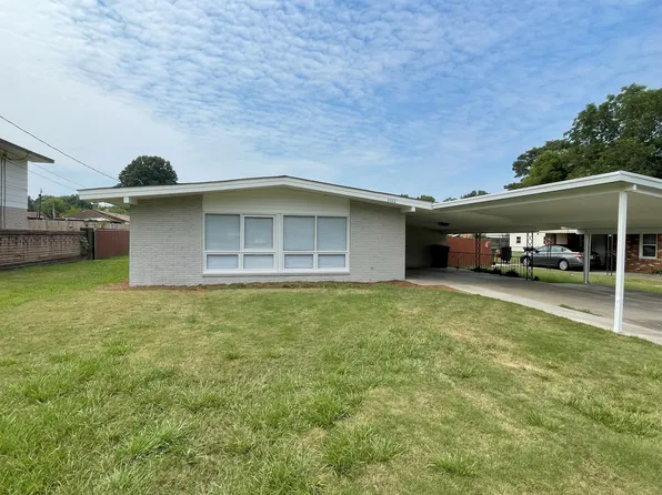 3026 Avondale Rd, Columbus, GA 31903