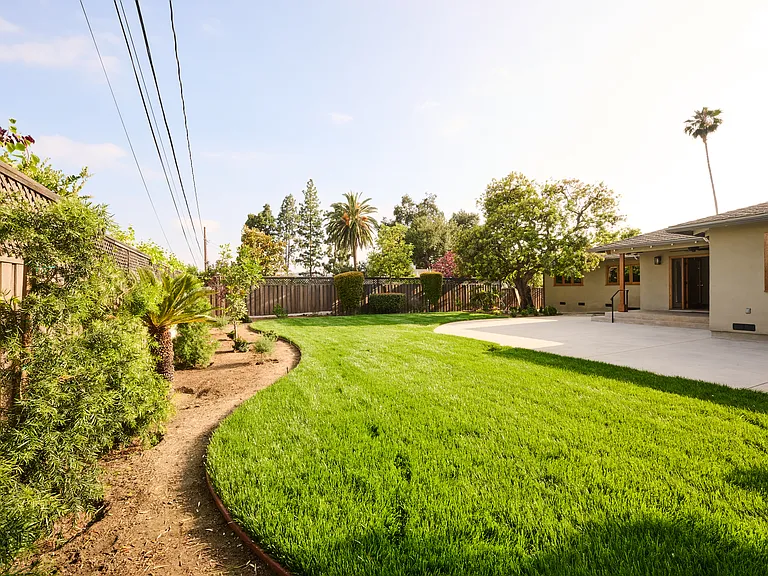 4720 Hayman Ave — Photo 65
