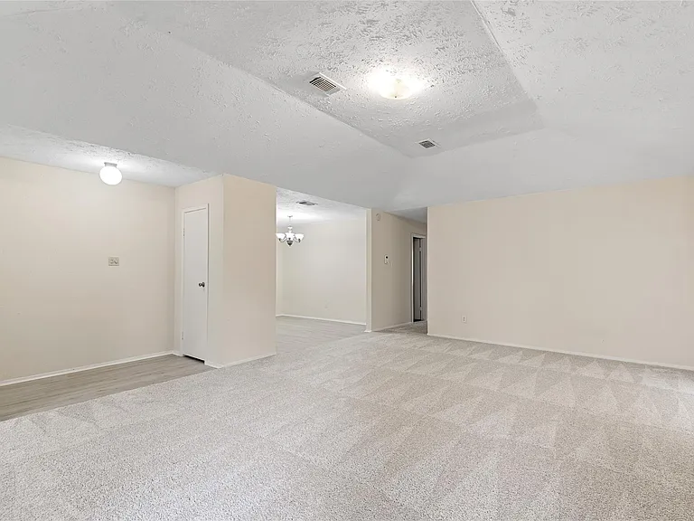 20035 Dawn Mist Dr — Photo 9