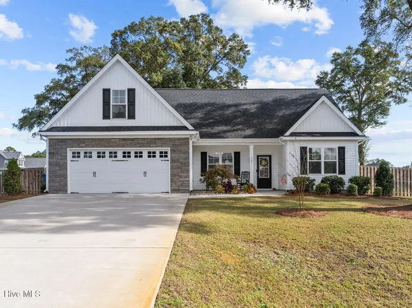 345 Darel Street, Rocky Point, NC 28457