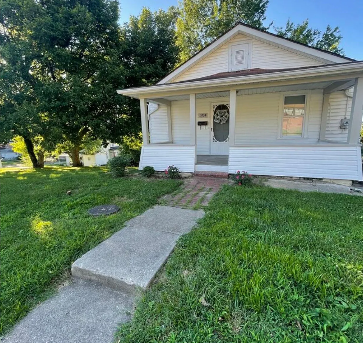 3 bed, 970 sqft, $1,500 — Photo 1