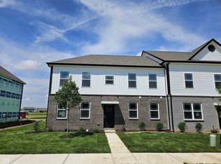 6150 Cascades Dr, Whitestown, IN 46075