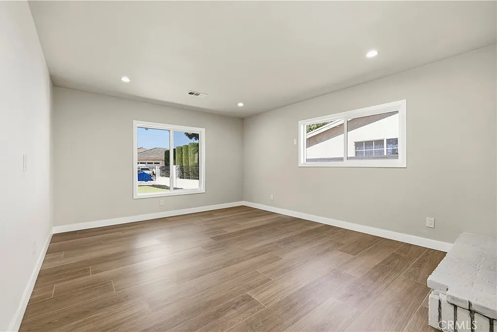 3 bed, 1570 sqft, $3,600 — Photo 3