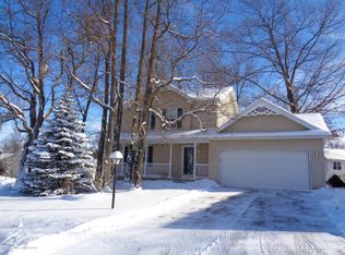 13813 G K Dr, Bath, MI 48808