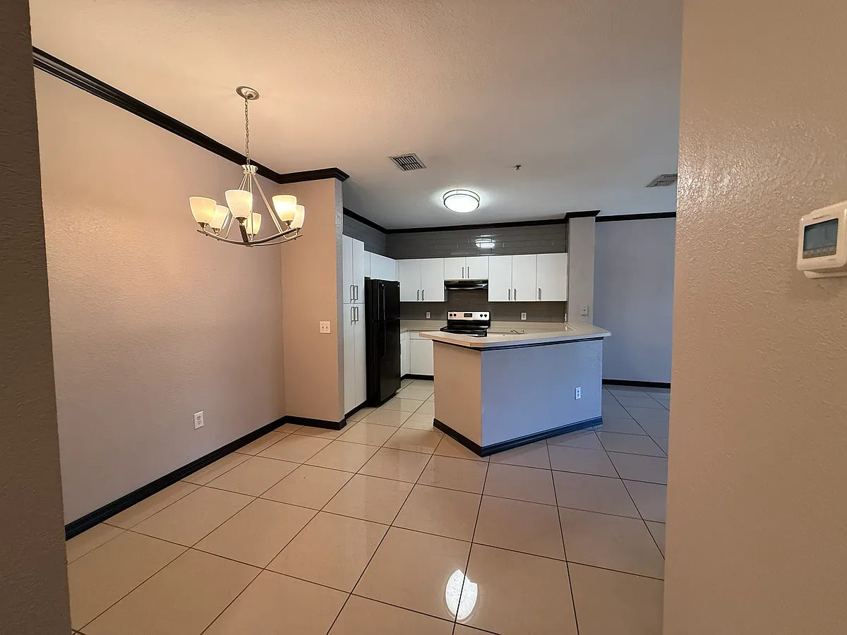 Building Photo - 3735 Conroy Rd #2223
