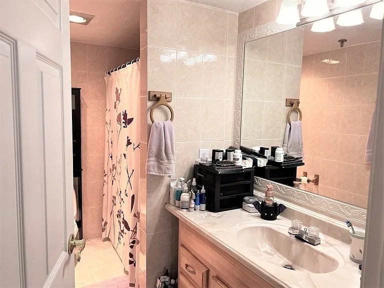 200 Cove Way #318 — Photo 28