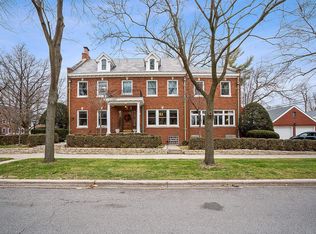 9955 S Seeley Ave, Chicago, IL