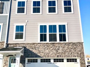 201 Via Veneto, Delaware, OH 43015