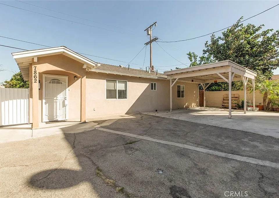 7862 Stansbury Ave
