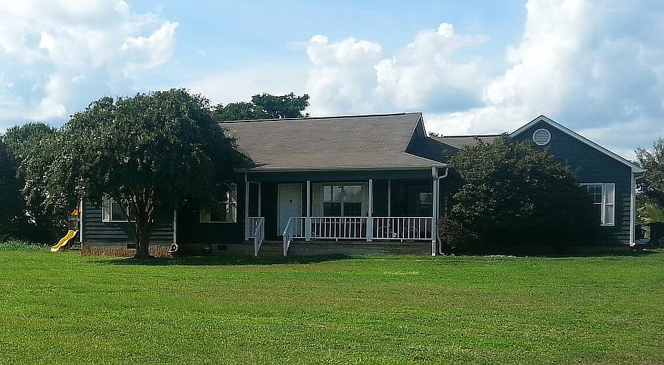 1st image of 130 Bethany Rd