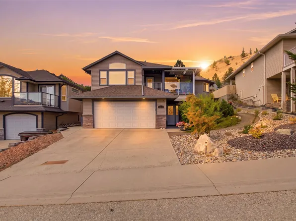 1373 Copperhead Dr, Kamloops, BC V2E 2T4