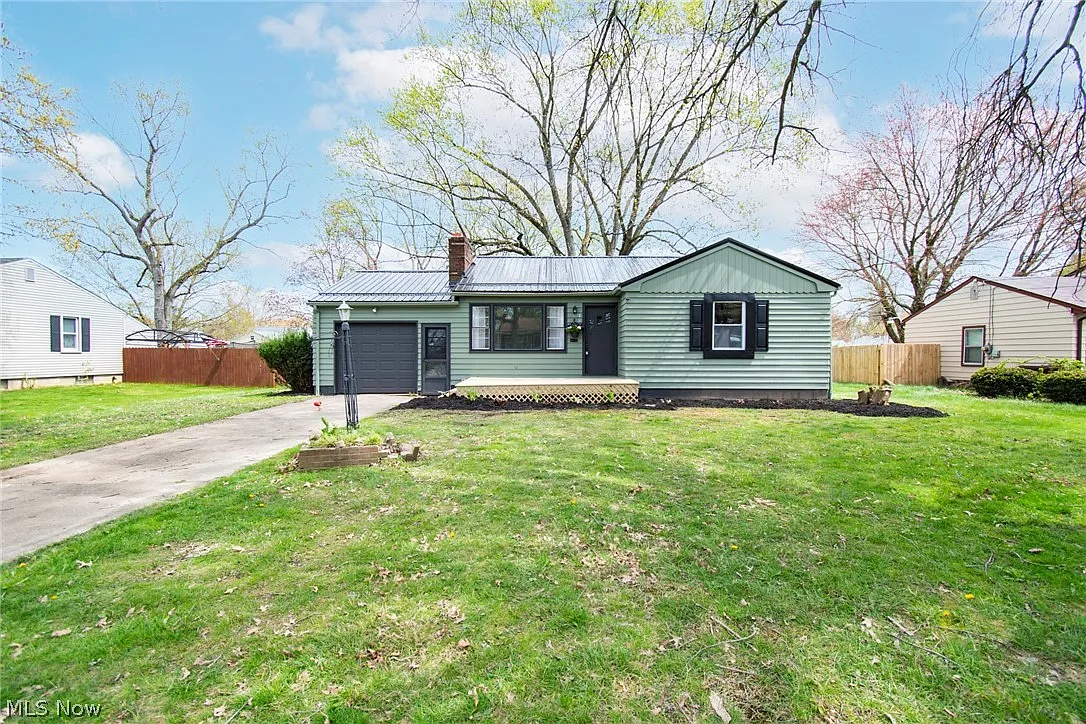 4653 New England Blvd photo 1