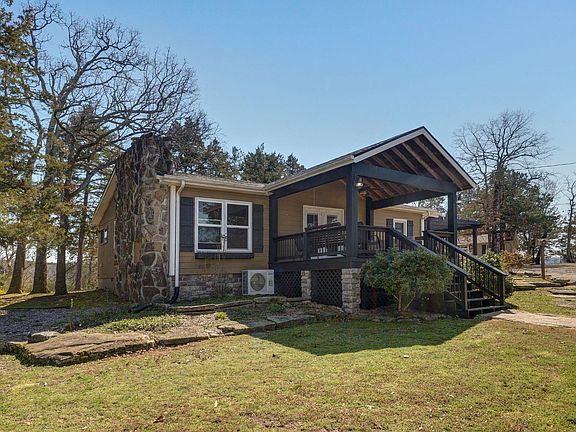 3rd image of 1715 Hideaway Road #A