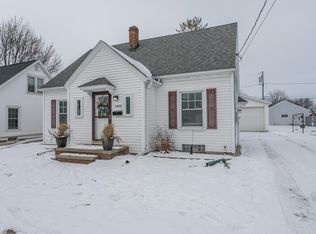 1400 W Commercial St, Appleton, WI 54914