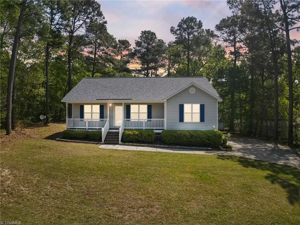 285 Old Cabin Ct, Angier, NC 27501