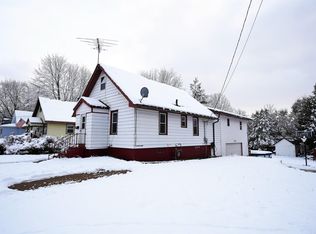 359 Oakland Ave, Oconto Falls, WI 54154