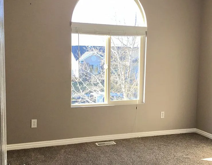 1010 N 3575 W — Photo 7