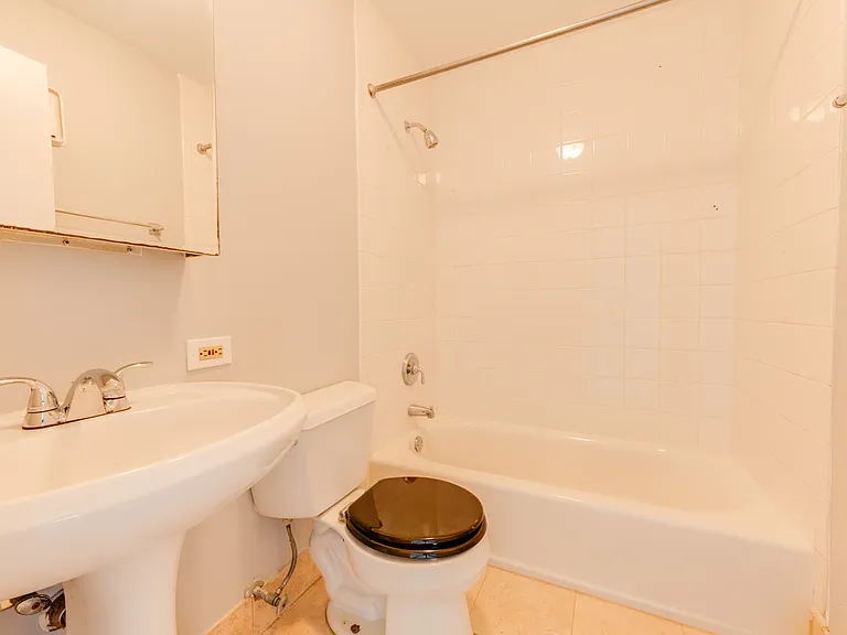 316 Marengo Ave #2B — Photo 15