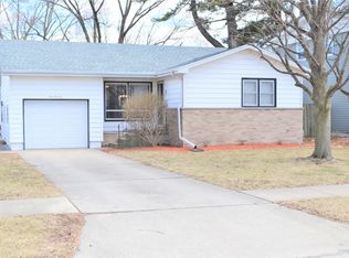 912 S 9th Ave, Kankakee, IL 60901