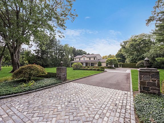 2nd image of 11 Maria Ln