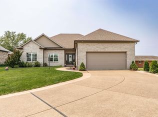 8786 Calvin Cir, Newburgh, IN 47630