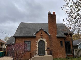 515 Elmwood St, Sycamore, IL 60178