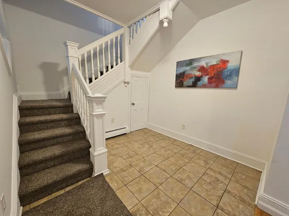 470 Eshelman St #1, Highspire, PA 17034
