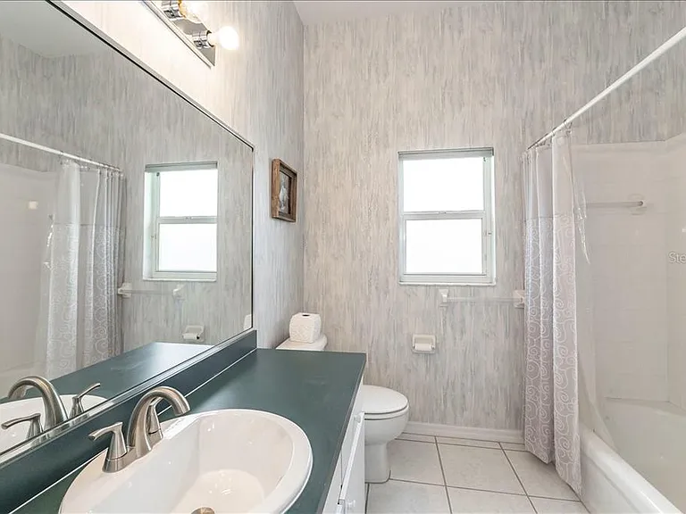 5845 Danterbury Ct — Photo 21