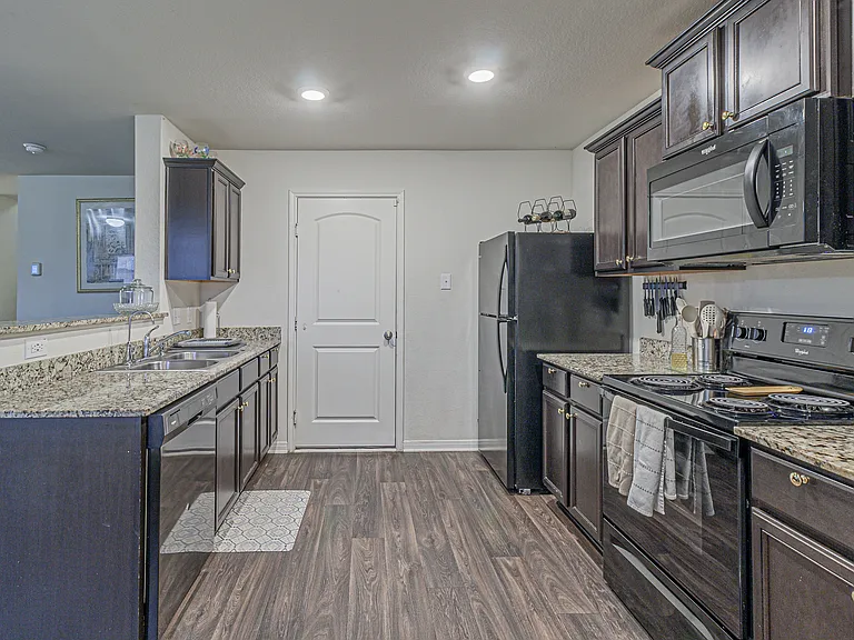 2831 Lavender Mdw — Photo 6