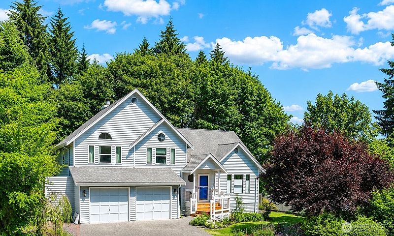 3rd image of 10820 NE 183rd Court