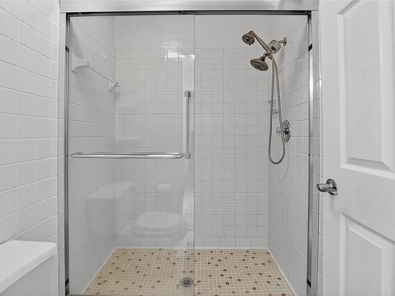 2221 Ivan Ct — Photo 25