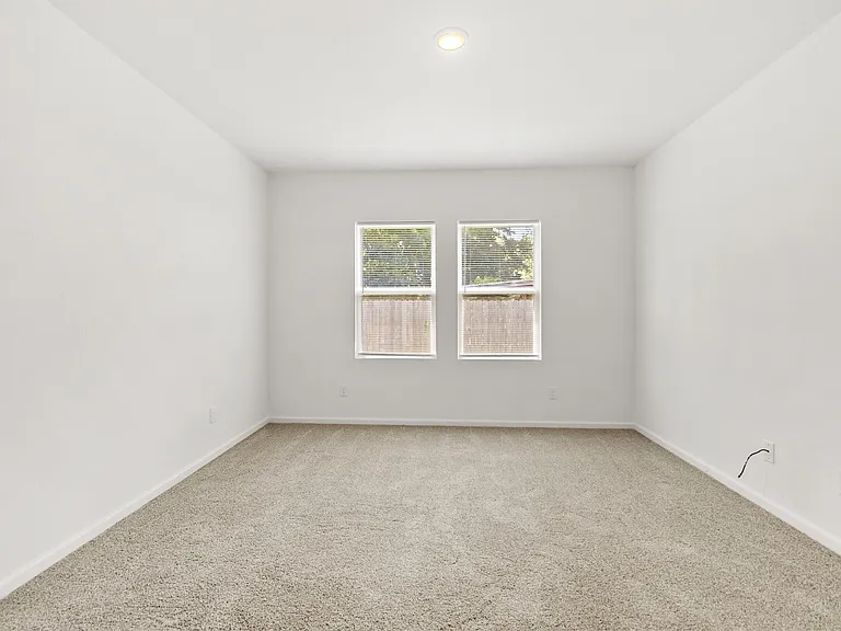 3602 Admiralty Dr — Photo 13