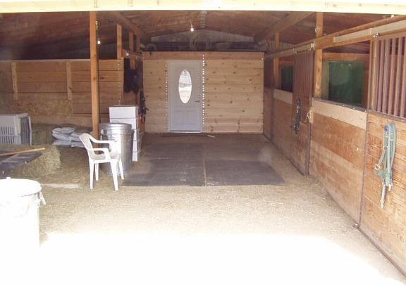 36 X 36 4 Stall * 12 X 7 Tack Room  