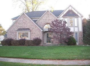 1650 Merriweather Dr, Troy, MI 48085