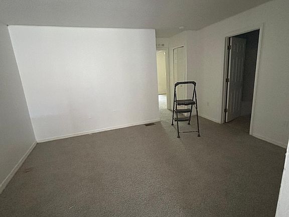 5th image of 9958 Ashburn Lake Dr